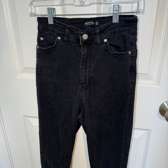 Black Nasty Gal Skinny Jeans - Picture 2 of 9